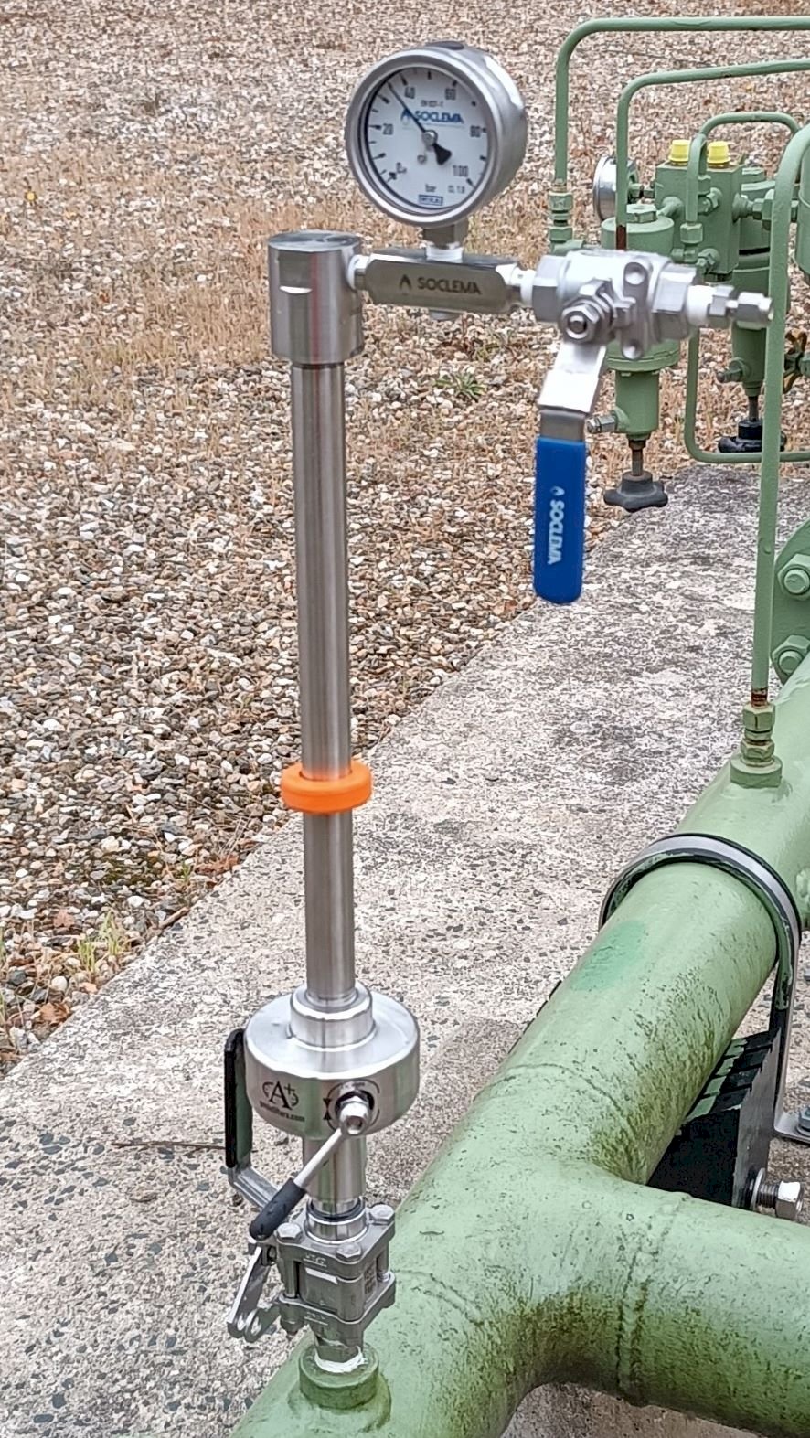 GENIE 701 sampling manifold installed on gas site